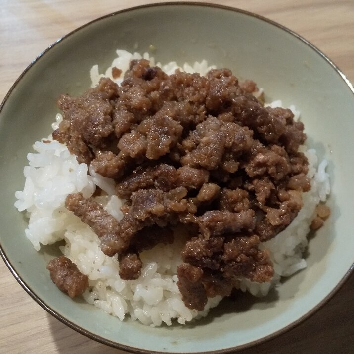 粗挽きミンチでガッツリ肉そぼろ レシピ 作り方 By Aiai Y 楽天レシピ 粗挽きミンチでガッツリ肉そぼろ レシピ 作り方 By Aiai Y 楽天レシピ